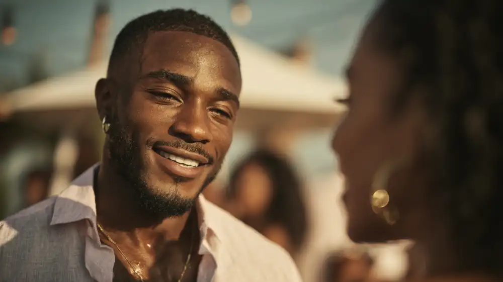 What Is a Soft Launch In Modern Dating? Those Subtle Relationship Hints Online